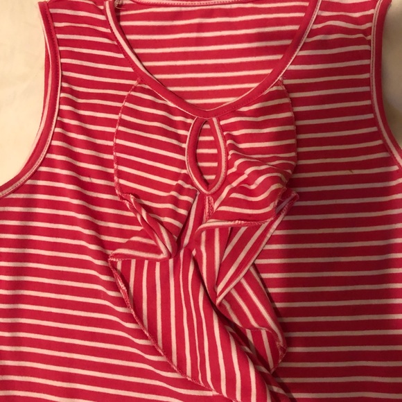 Woman - Picture 5 of 6